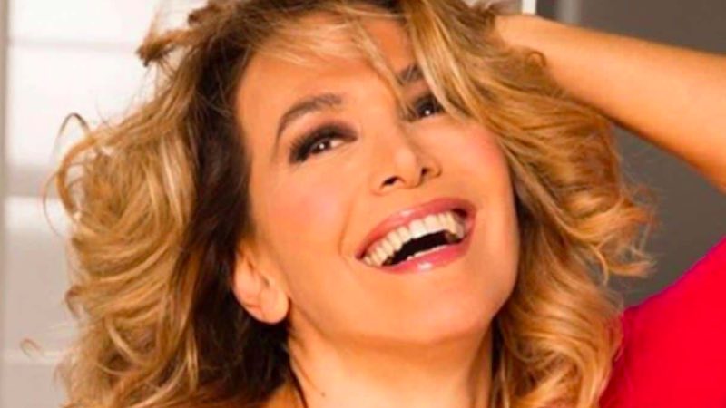 Barbara Carmelita D'Urso sotto choc lo studio di Pomeriggio 5 smantellato - meteoweek.com