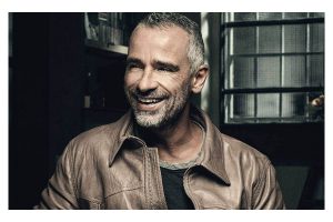 Meno un giorno a "Vita ce n'è": Eros Ramazzotti è scalpitante | Video - meteoweek.com