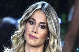 Diletta Leotta "Tu sei un pezzo di m..." | Ce l'ha con qualcuno? | Video - meteoweek.com