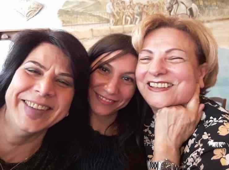 Nicoletta Sanna con le sue amiche chi e - meteoweek