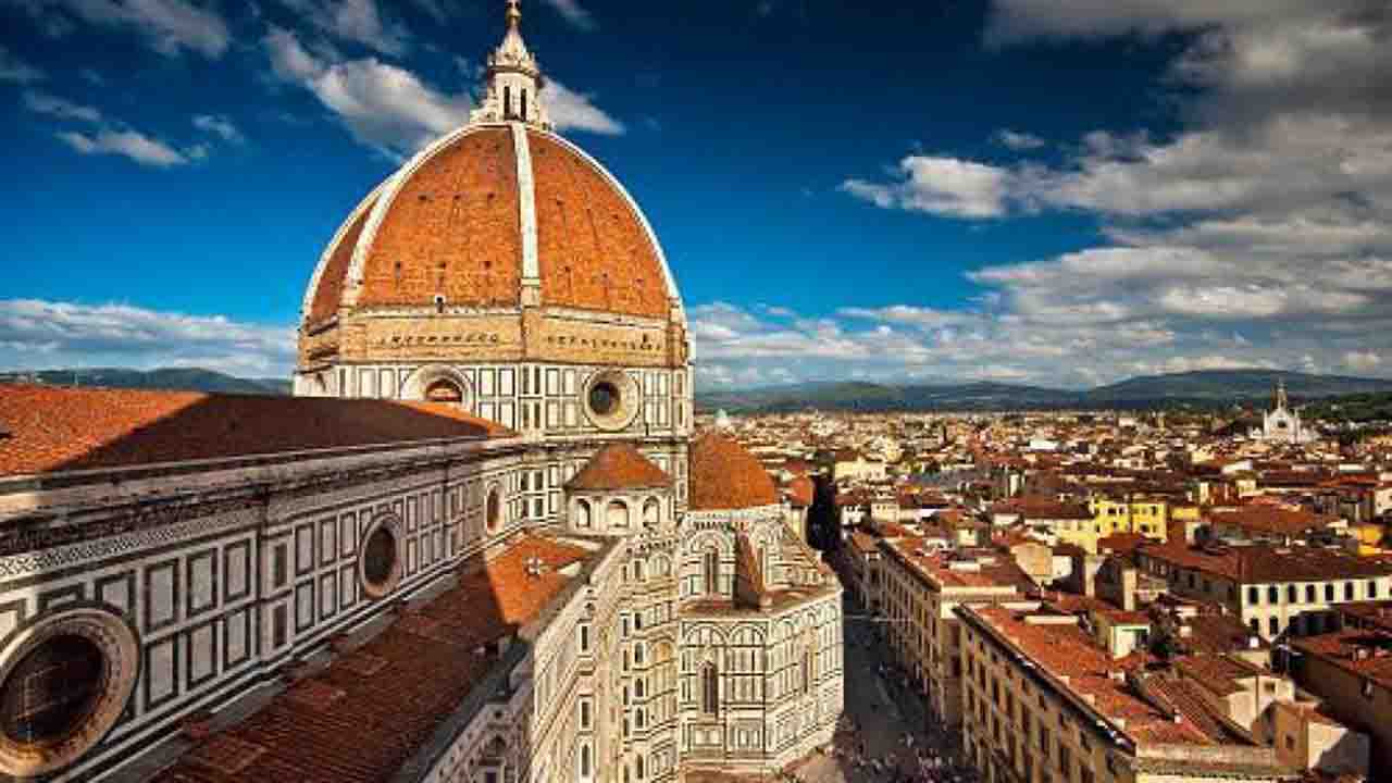 Meteo Firenze domani lunedì 11 novembre: cieli molto nuvolosi