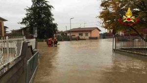 Maltempo, Piemonte in ginocchio, il paese di Cardè finisce sott'acqua - meteoweek