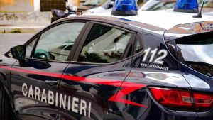 Posto di blocco carabinieri: mamma con due bambini tenta la fuga - meteoweek