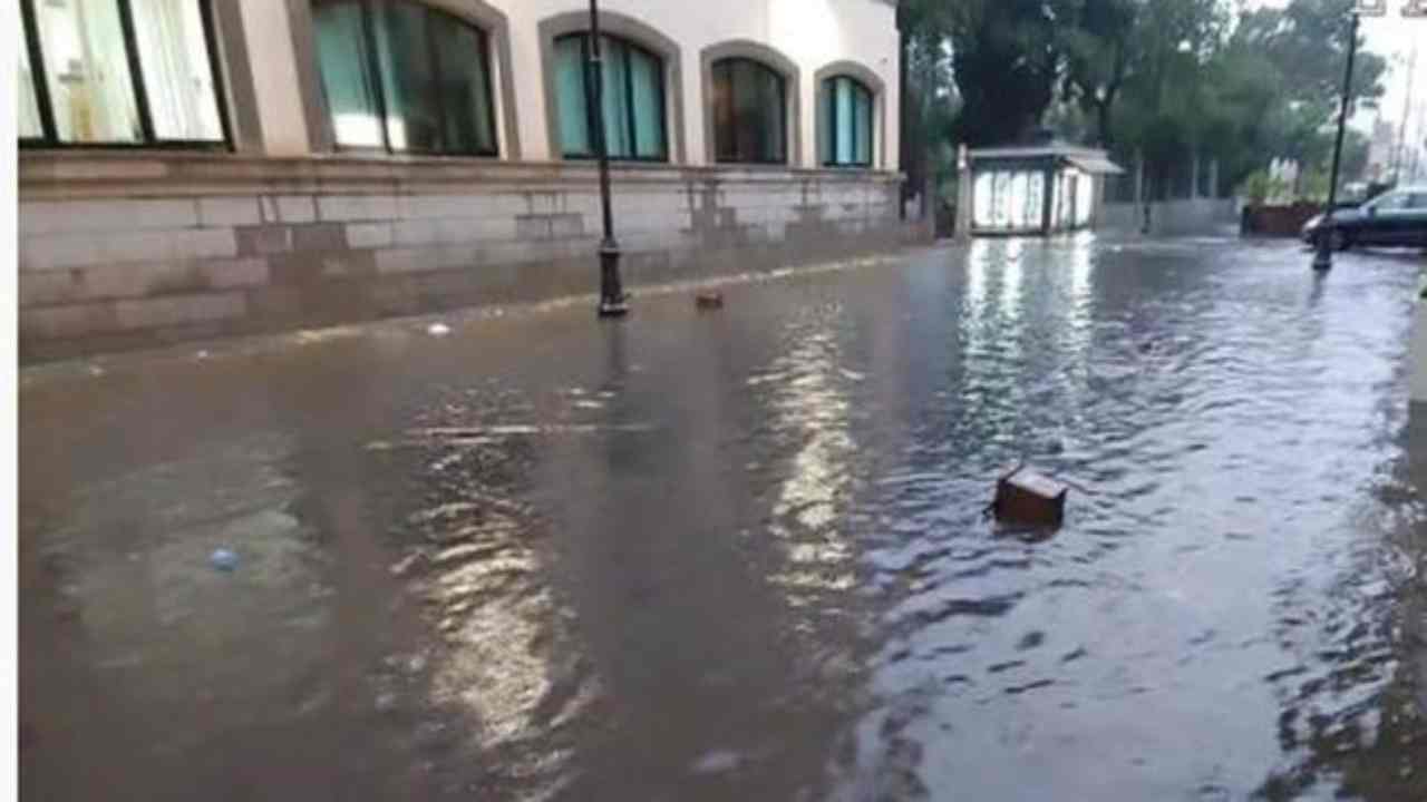 Reggio Calabria: è allerta rossa, strade allagate dappertutto - meteoweek