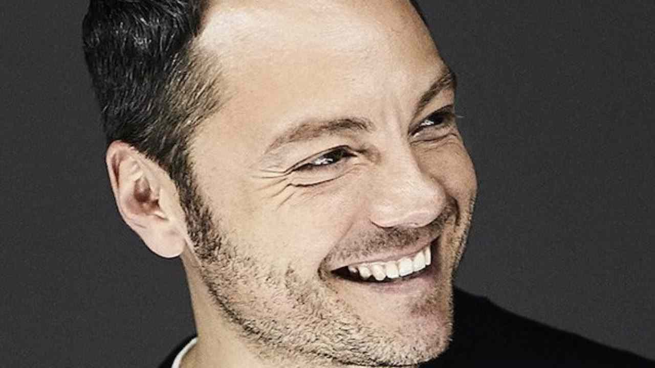 Tiziano Ferro si aprono le porte del Festival di Sanremo | Video - meteoweek