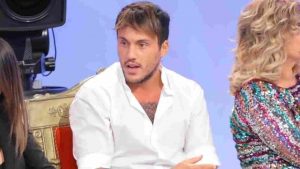 Giulio Raselli la strategia per rimanere a Uomini e Donne meteoweek