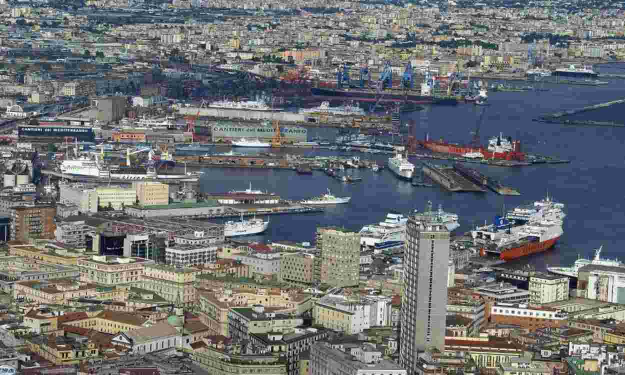 TERREMOTO A NAPOLI