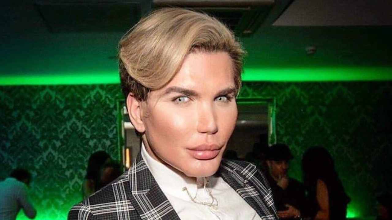 Rodrigo Alves chi e | curiosita | interventi chirurgici del Ken umano - meteoweek