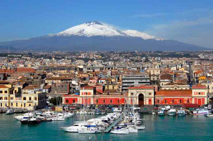 Meteo Catania oggi  mercoledì 26 febbraio: cieli sereni