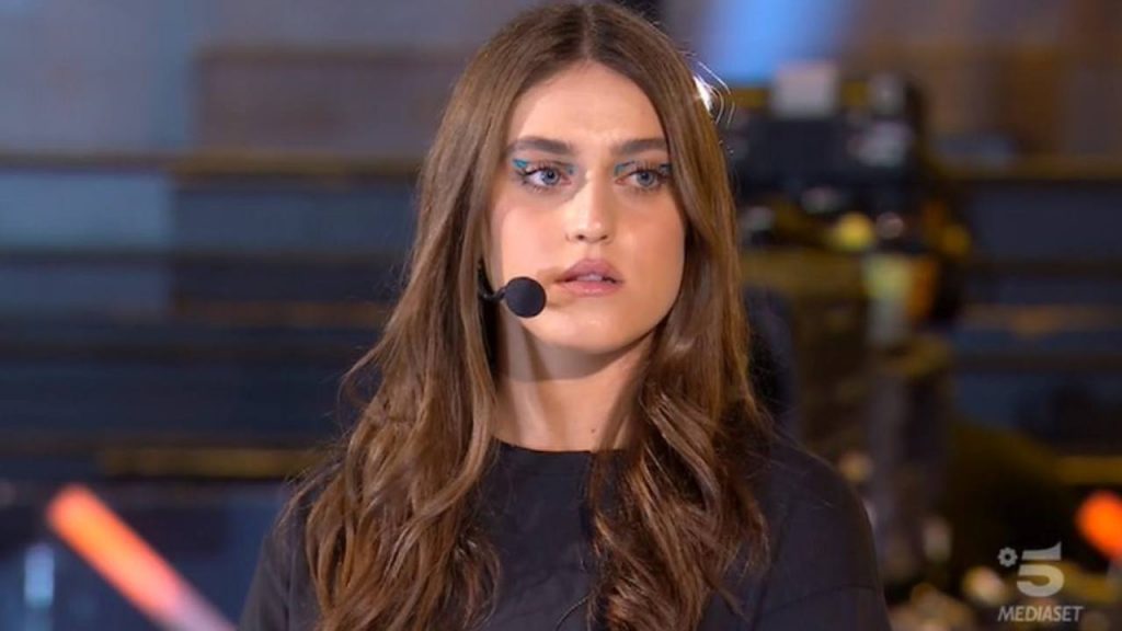 Gaia riceve un richiamo ufficiale | Svelato cosa fare per vincere Amici 19