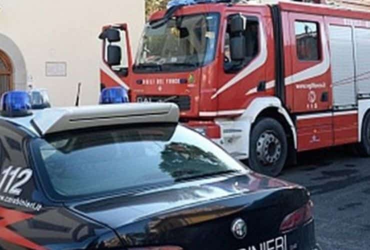 vigili del fuoco e carabinieri