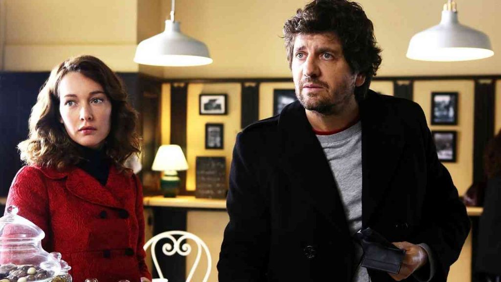 Stasera in tv | 31 maggio | Soap Opera, un condominio pieno di pazzi