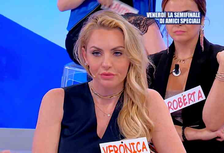 Veronica Ursida respinta da tutti