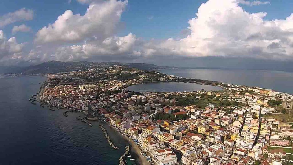 Meteo Messina oggi lunedì 17 agosto: cielo sereno