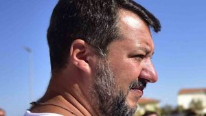 Salvini: Ne ho palle piene di clandestini, spacciatori e delinquenti