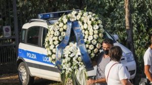 Omicidio di Colleferro: la diretta dal funerale, presente il Premier Conte