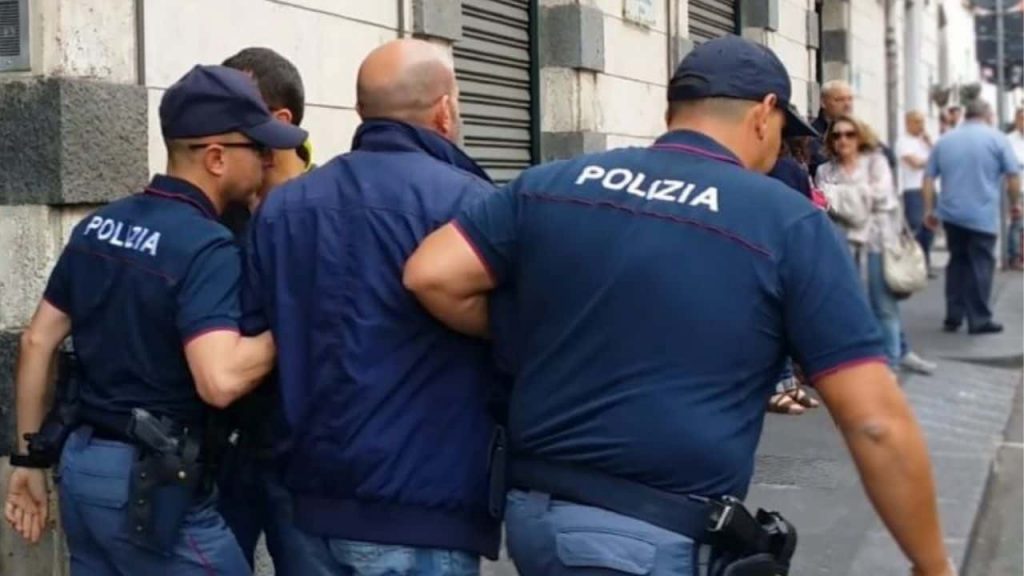 Latina, arresti e maxi sequestri per estorsione con metodo mafioso e riciclaggio