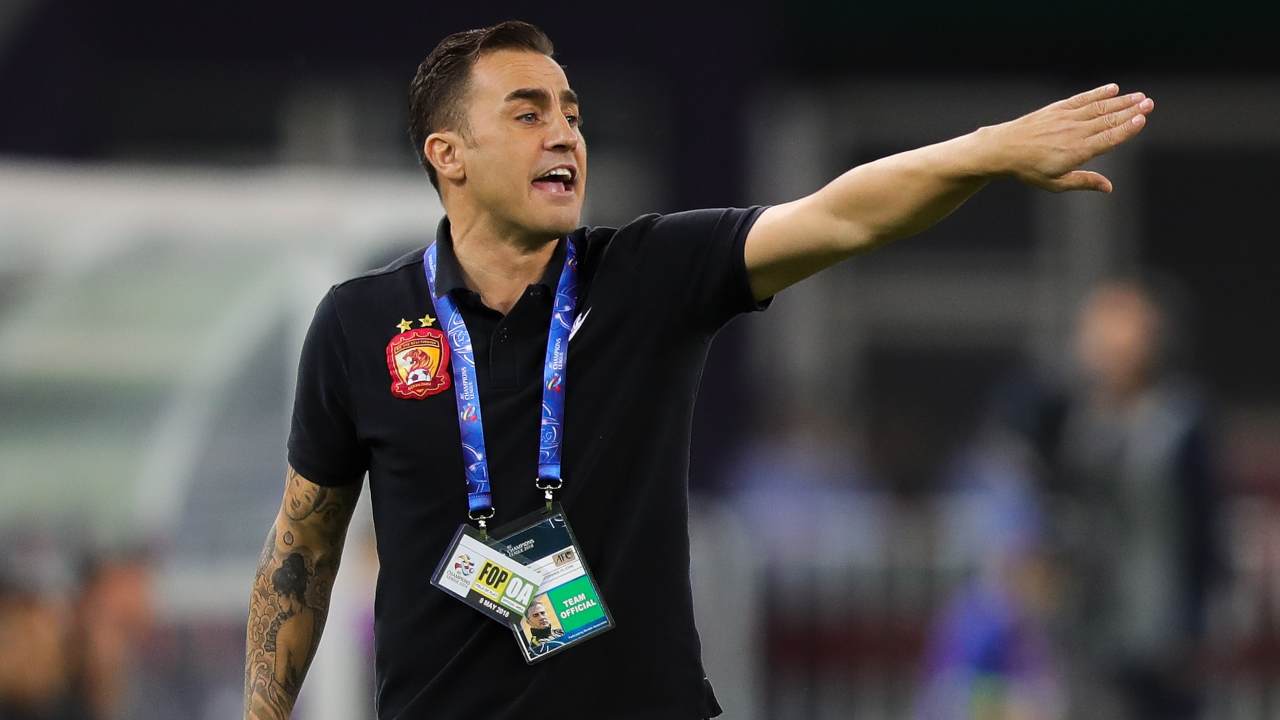 Guangzou Evergrande, il tecnico Fabio Cannavaro a bordocampo durante la partita con Tianjin Quanjian, 8 maggio 2018 (foto di Lintao Zhang/Getty Images)