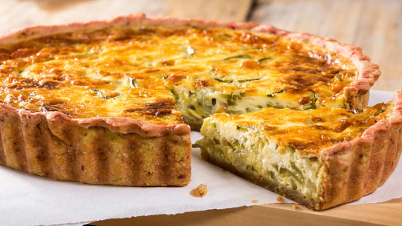 torta salata ai porri e ricotta e zucchine la ricetta