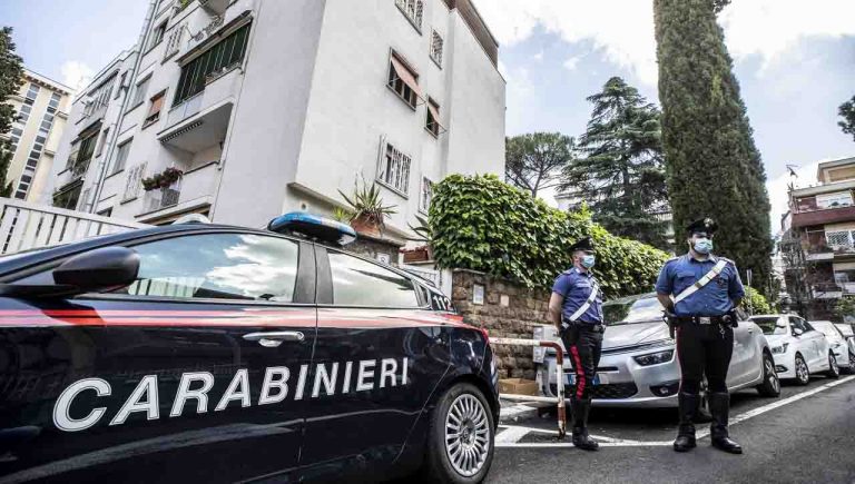 Orrore A Roma: Donna Uccisa A Coltellate Per Strada Dal Marito - MeteoWeek