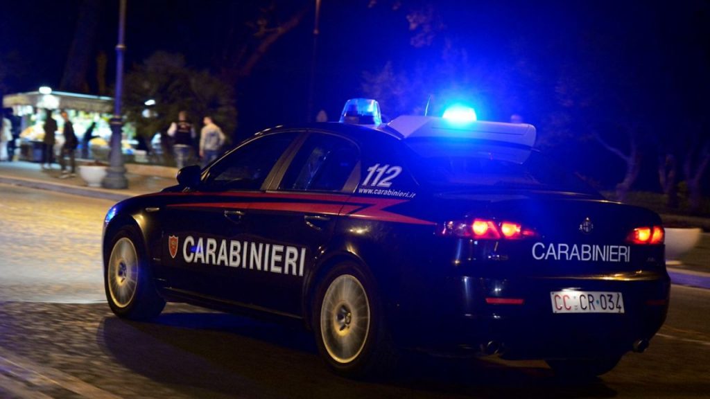 Carabinieri salvano una ragazza da tentativo di stupro