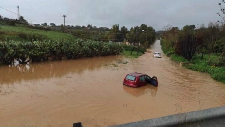 Maltempo, disastro in Sicilia: Trapani, Palermo e Agrigento nel caos