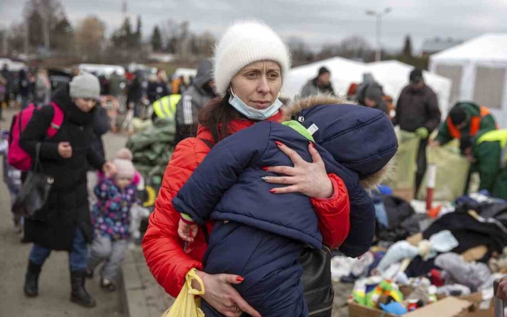 Guerra in Ucraina: finora 100 bimbi uccisi e 1,8 milioni di profughi