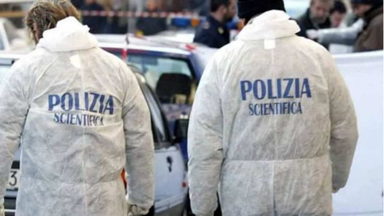 Uccide la moglie in casa, poi si taglia la gola con un taglierino - meteoweek 20220610