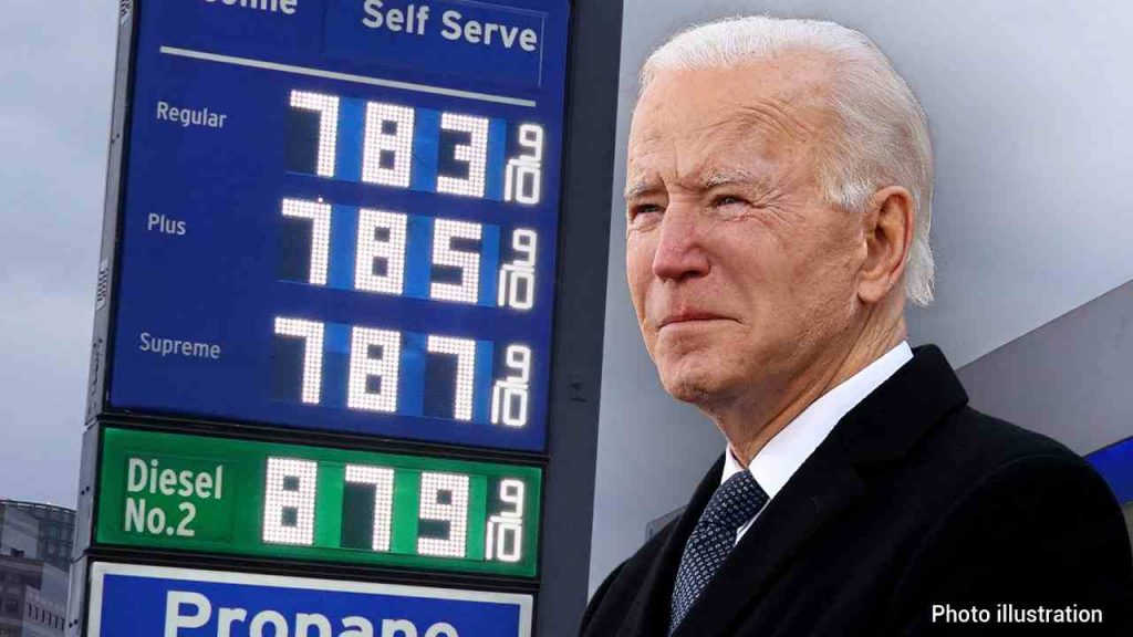 Usa, Casa Bianca annuncia: “Biden chiederà di sospendere per 3 mesi la tassa sulla benzina”