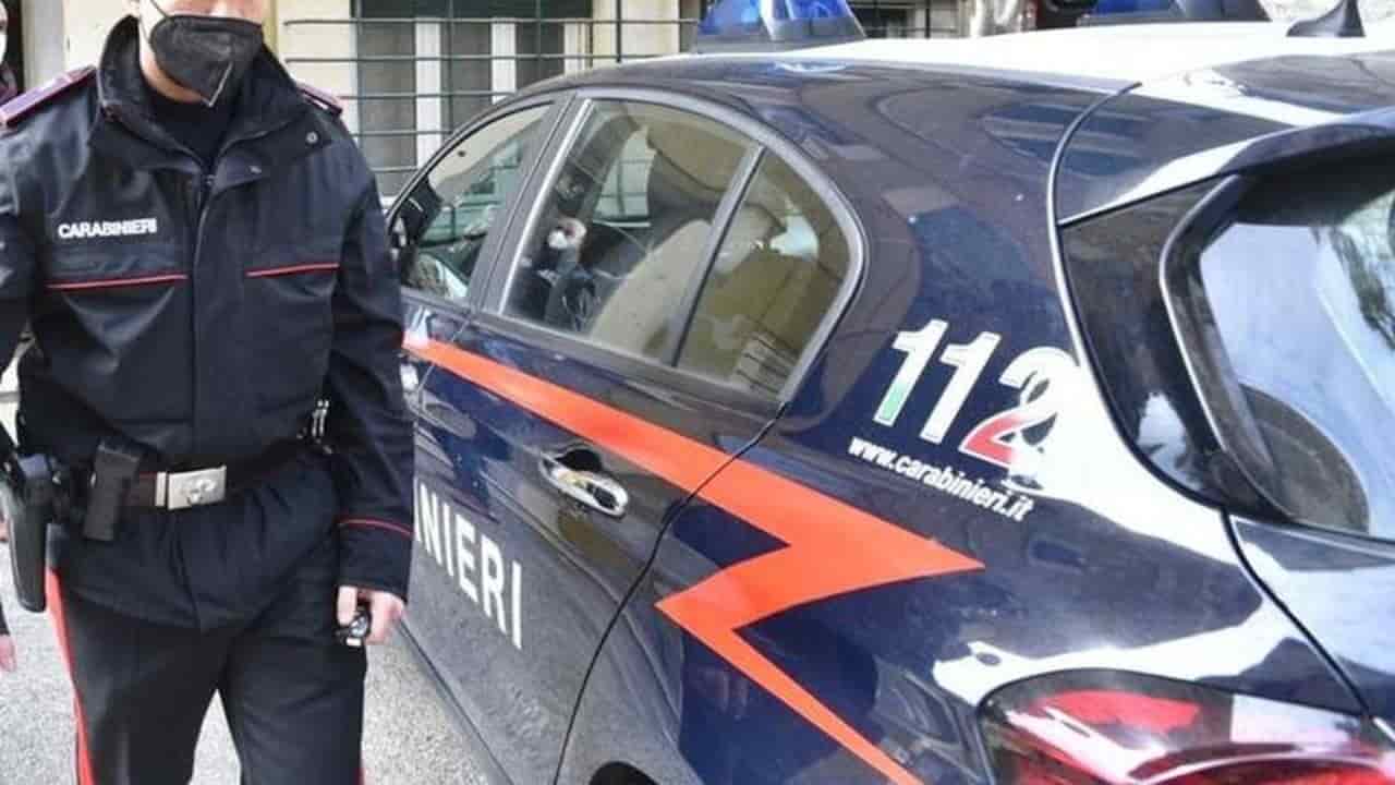 Tenta di uccidere la moglie ma non ci riesce prova due volte il suicidio ma si salva. Denunciato 40enne - meteoweek.com