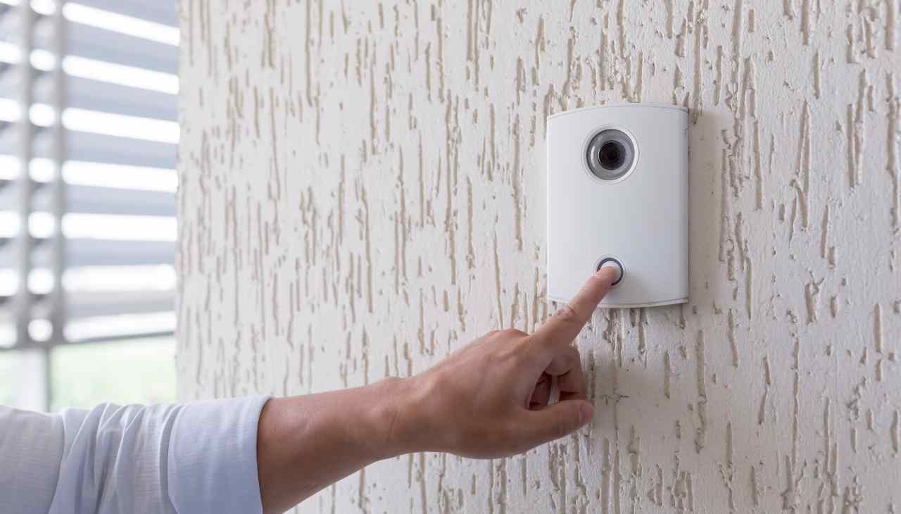 Amazon Ring, i dispositivi per la sicurezza di casa ora sono veramente sicuri: arriva la criptografia anti-intrusione