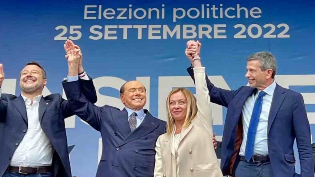 Elezioni, la vittoria va al centrodestra: Giorgia Meloni e Fdi volano al 26,4%