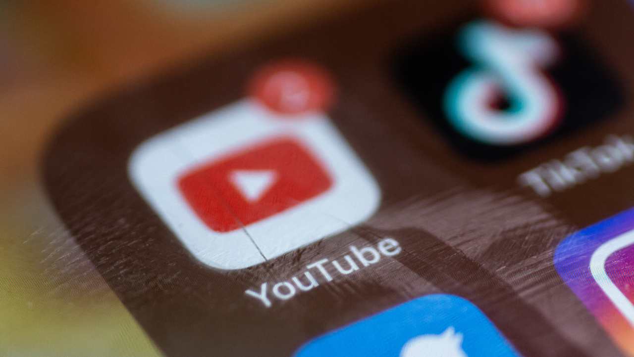 TikTok attacca con Now? YouTube risponde con Shorts, la battaglia è all'ultimo click