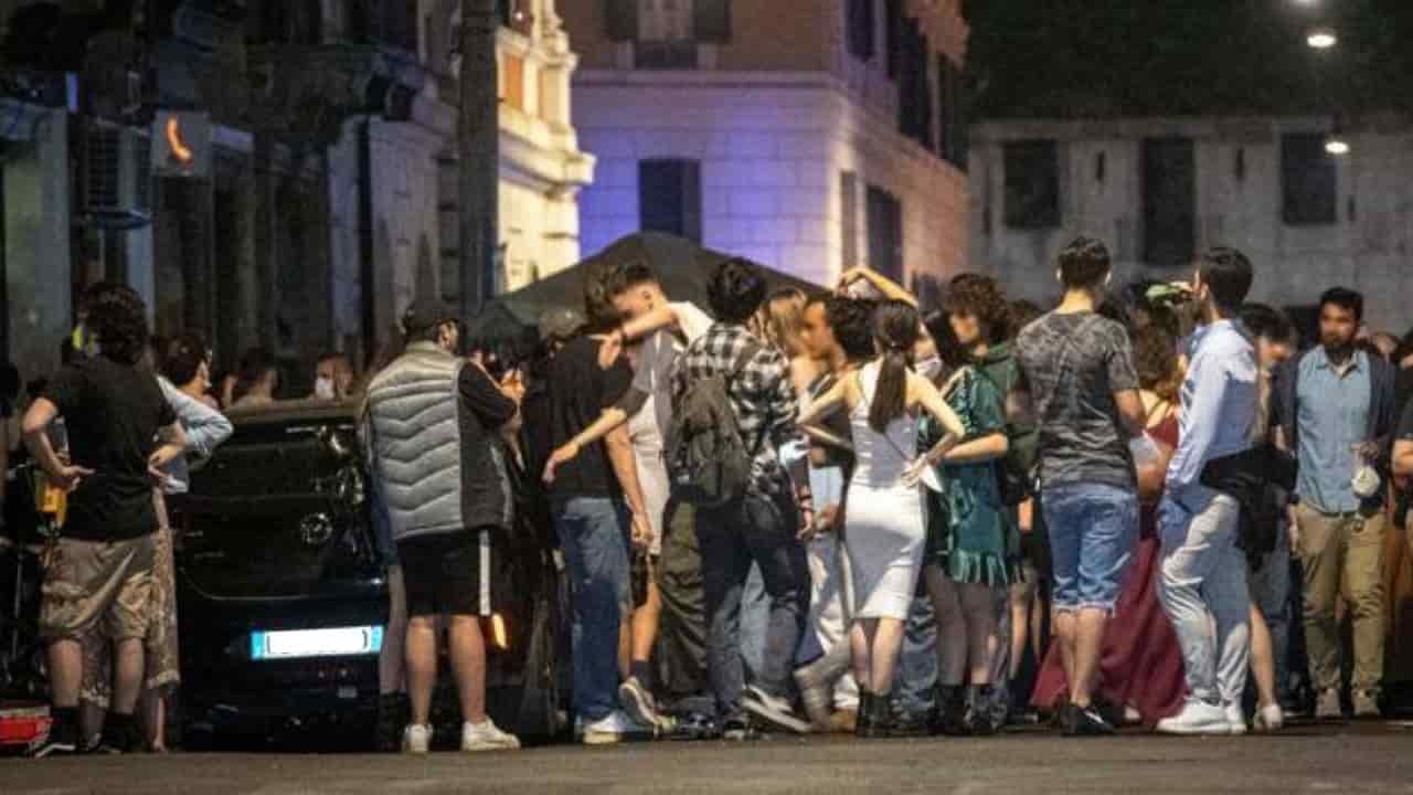 Studente stuprato a Roma, la gang chiamata le belve della movida «Lo hanno fatto altre volte»