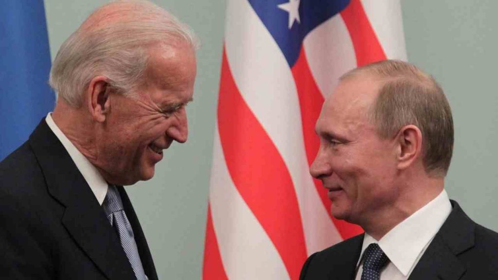 Biden: “Incontrarsi con Putin? Dipende, bisogna vedere di che cosa vuole parlare”