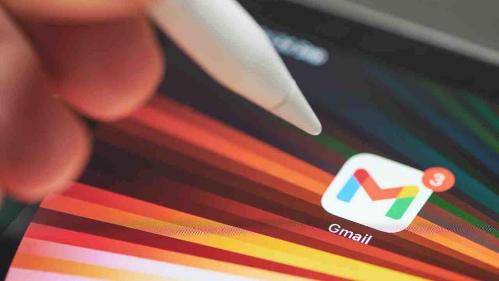 Problemi a tracciare una spedizione? Tranquillo ora ci pensa Gmail