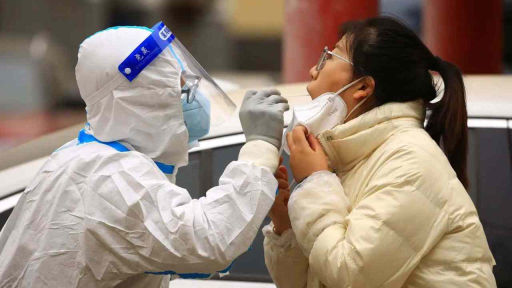 Covid, in Cina 900 milioni le persone contagiate dal virus