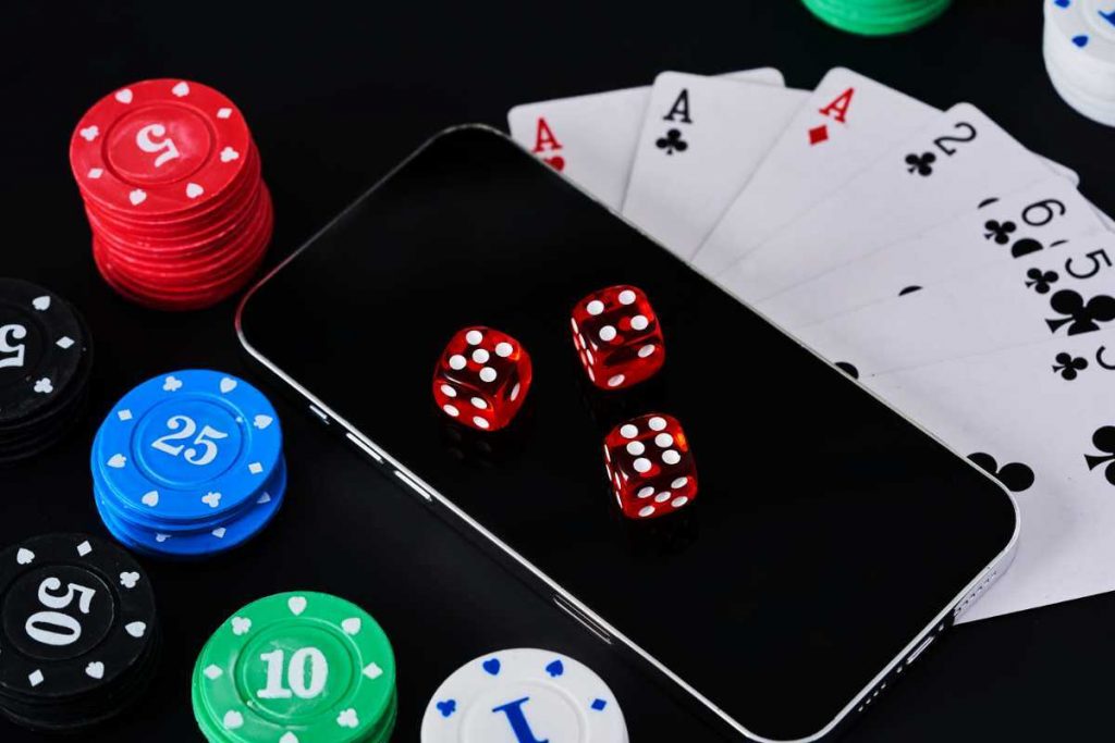 Casino Online: per qualcuno un business per molti una rovina | Il trucco che c’è dietro